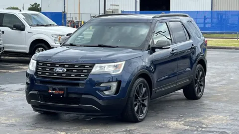 Blue 2017 Ford Explorer XLT for sale in Alvin, TX