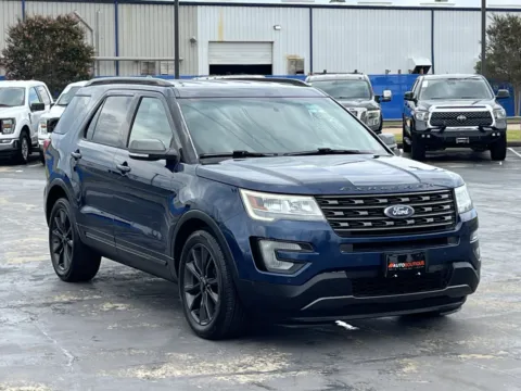 Another view of 2017 Ford Explorer XLT for sale in Alvin, TX at Auto Boutique Texas