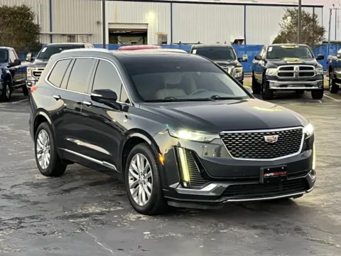 Another view of 2021 Cadillac XT6 Premium Luxury for sale in Alvin, TX at Auto Boutique Texas