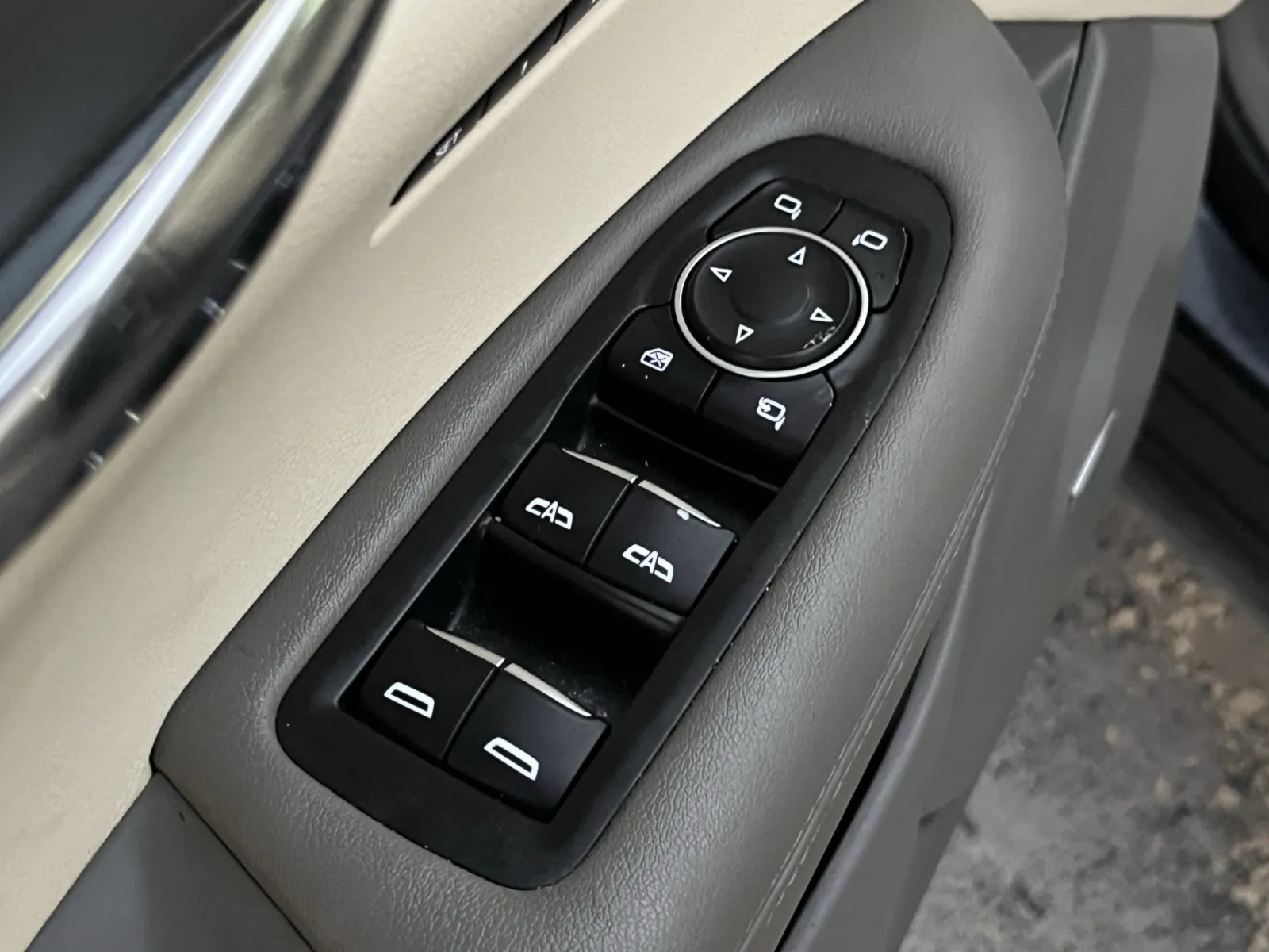 Cadillac XT6 photo 22