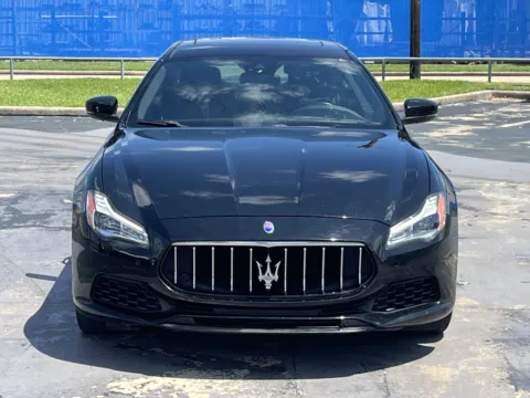 More photos of 2018 Maserati Quattroporte S at Auto Boutique Texas, TX