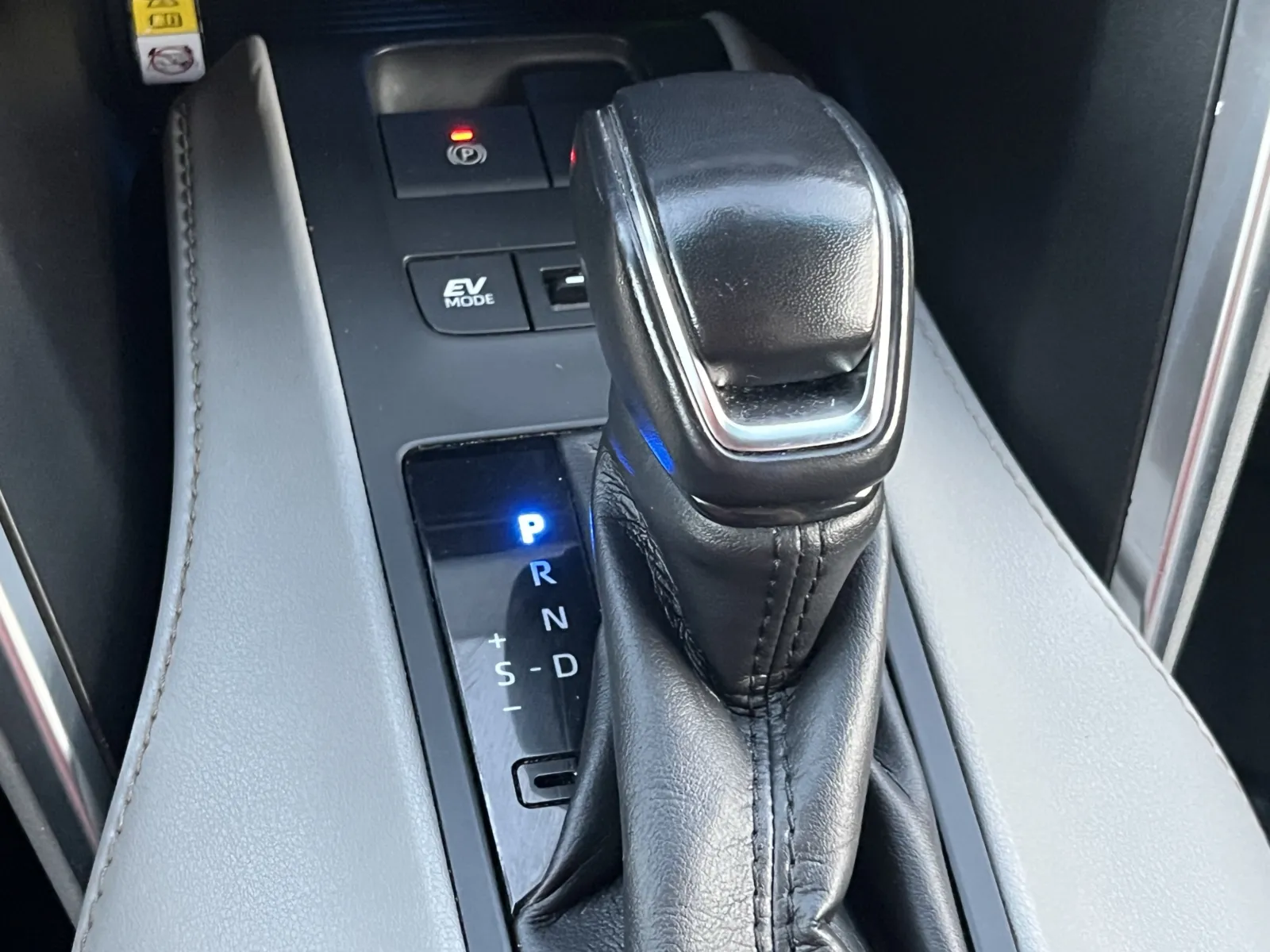 Toyota Venza photo 22