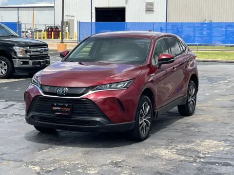 Another view of 2021 Toyota Venza LE for sale in Alvin, TX at Auto Boutique Texas