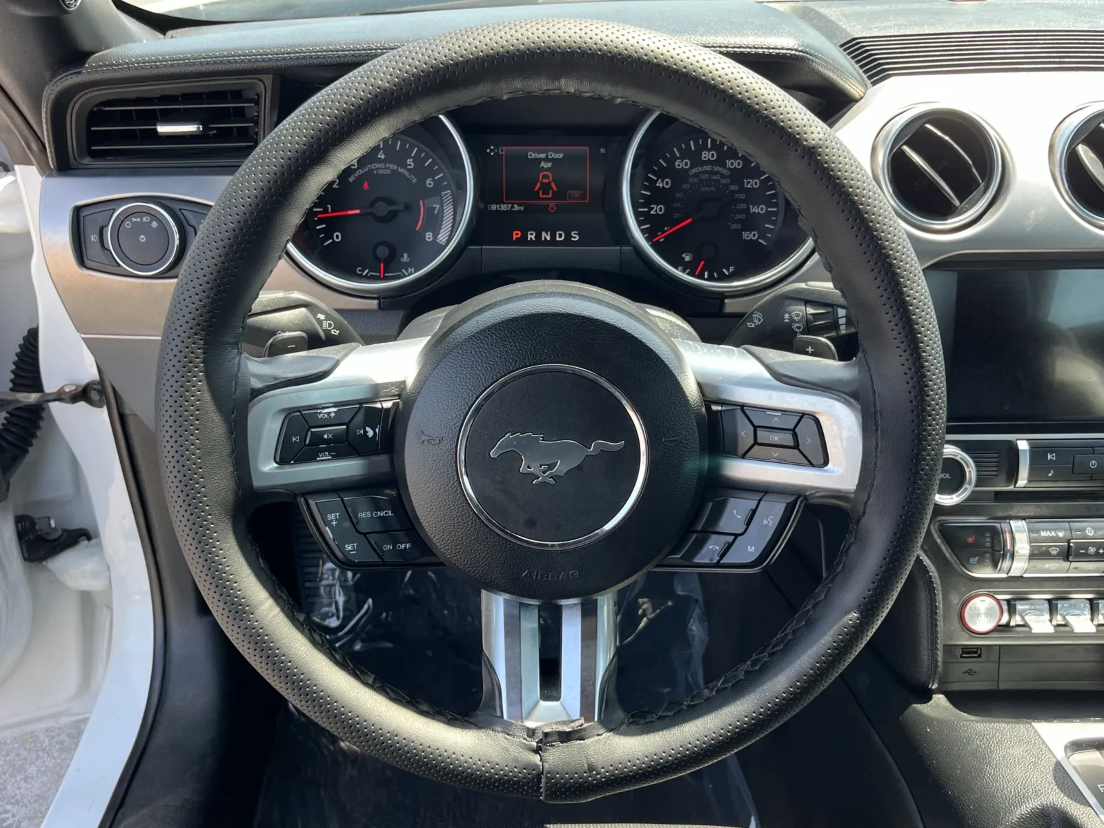 Ford Mustang photo 17