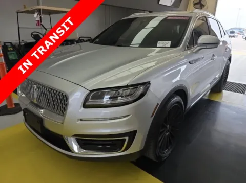 Silver 2019 Lincoln Nautilus Standard for sale in Alvin, TX