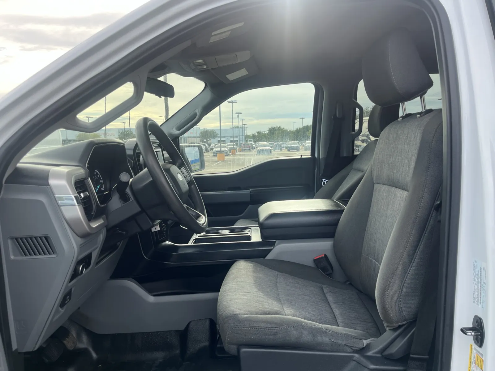 Ford F-150 photo 24