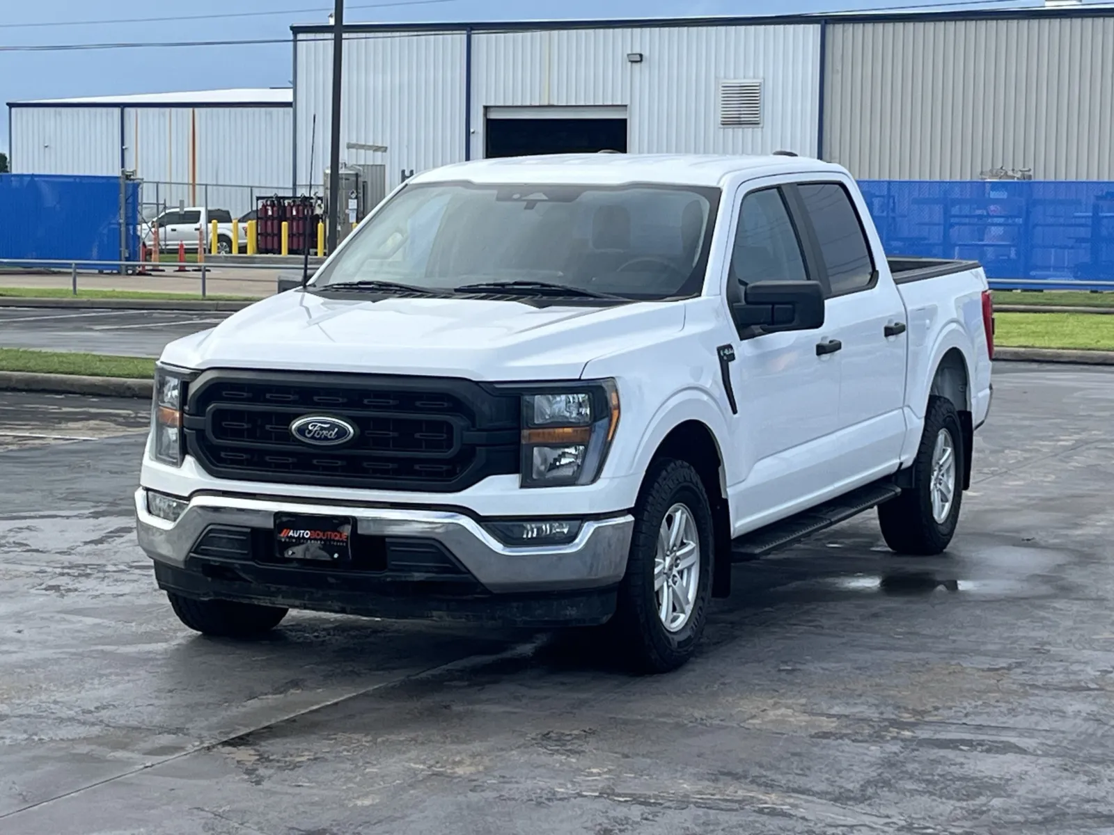 Ford F-150 photo 2