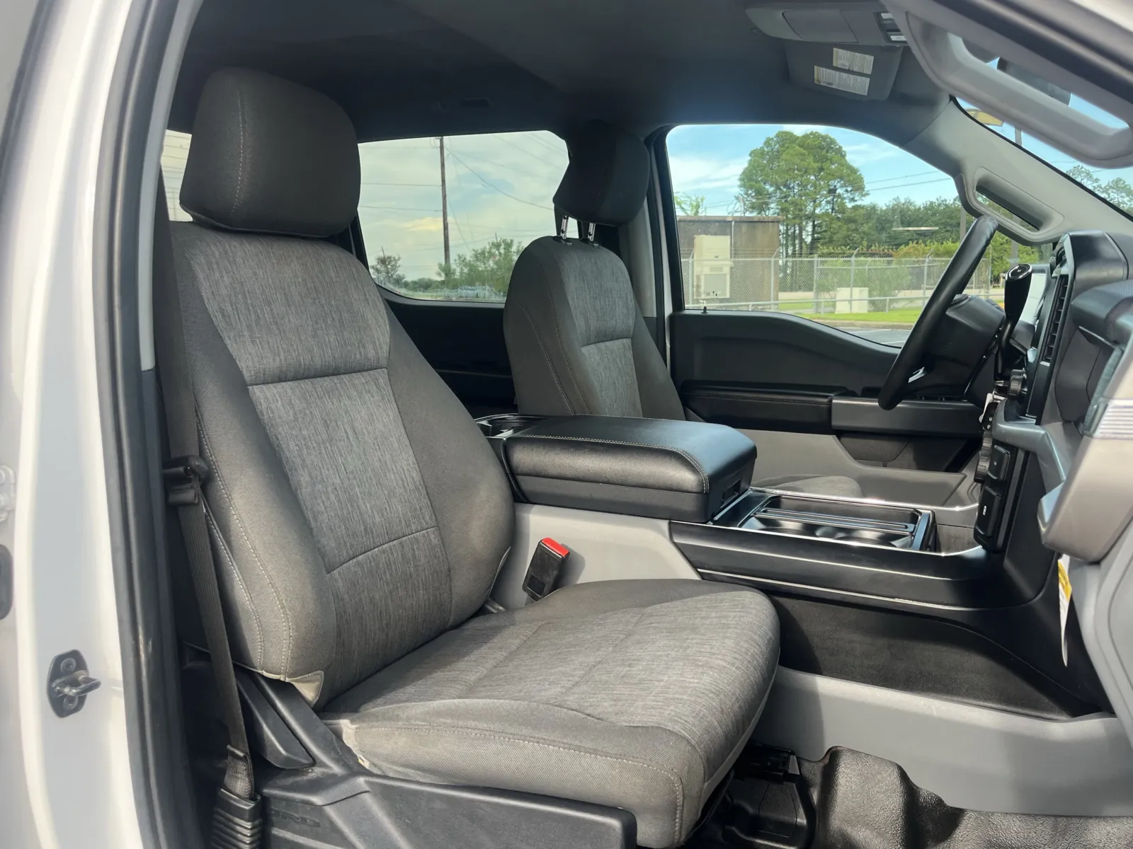 Ford F-150 photo 25