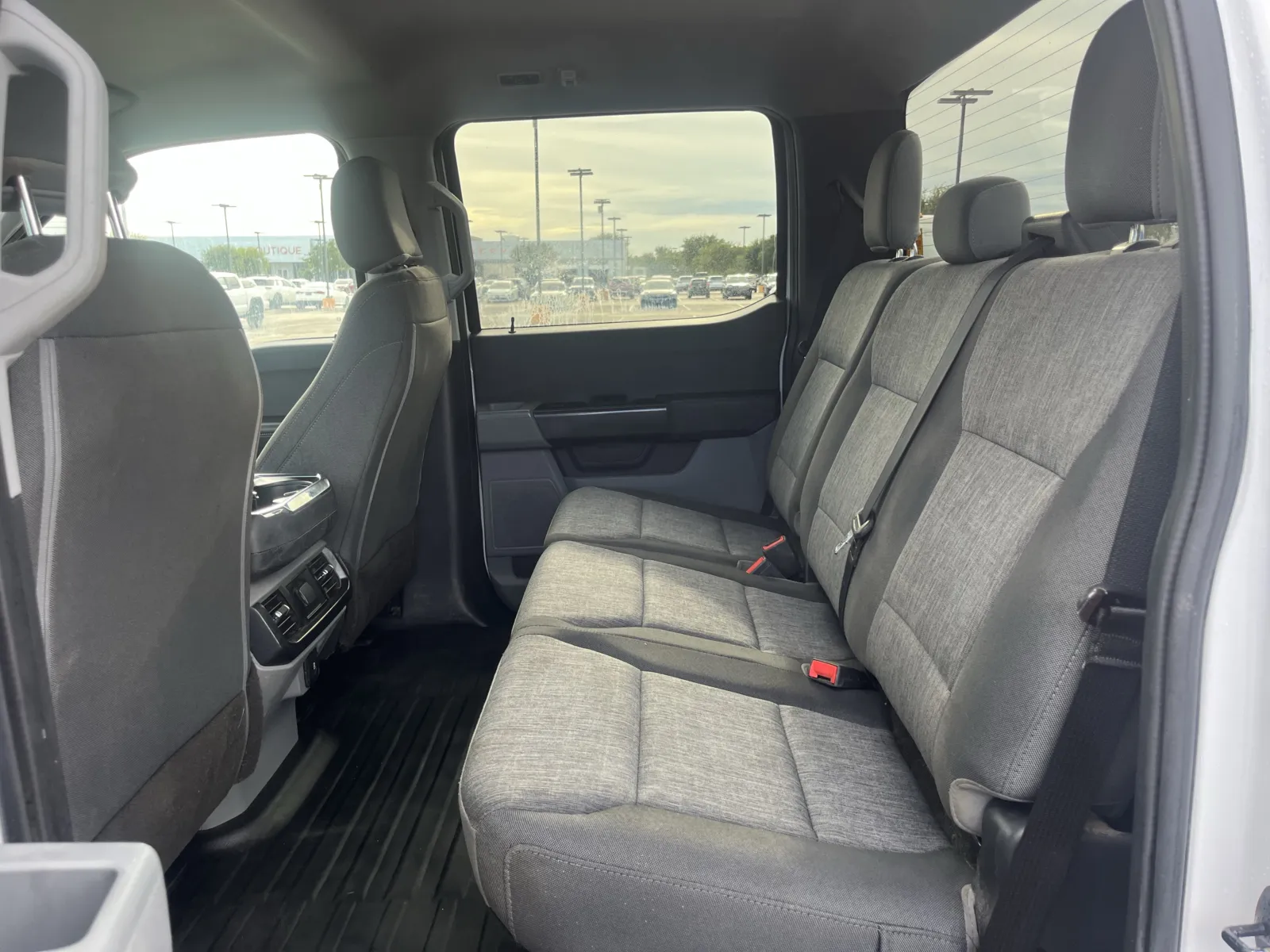 Ford F-150 photo 26