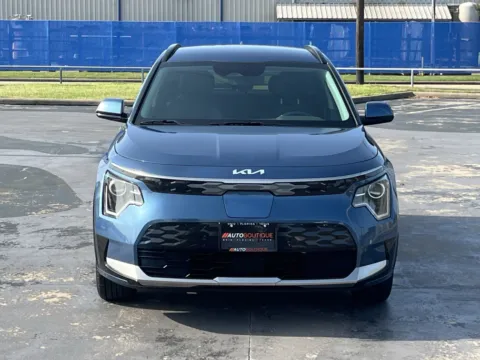 More photos of 2023 Kia Niro EV Wind at Auto Boutique Texas, TX