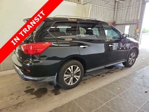 More photos of 2017 Nissan Pathfinder S at Auto Boutique Texas, TX