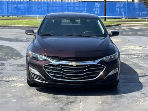 More photos of 2021 Chevrolet Malibu LT at Auto Boutique Texas, TX