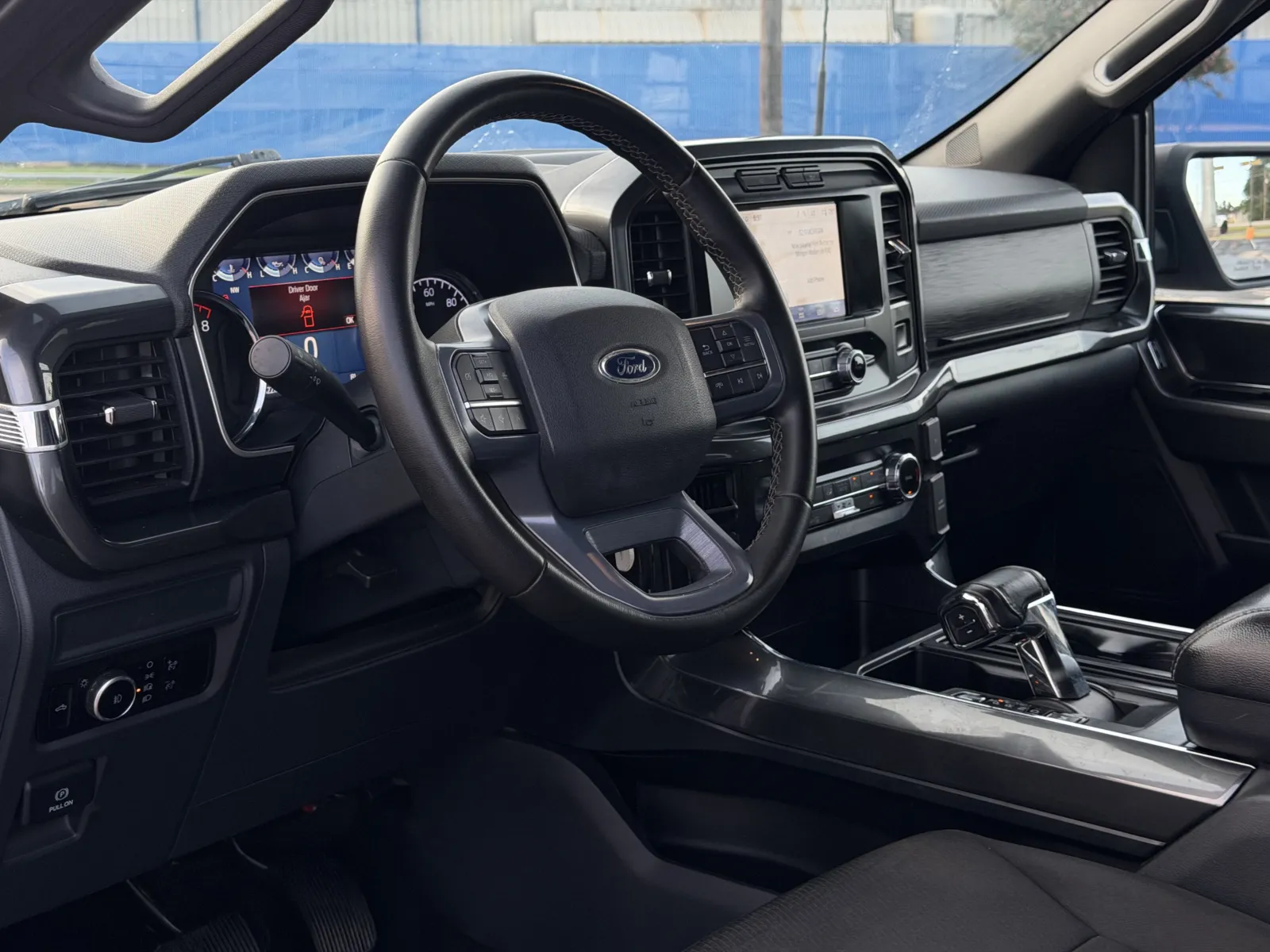 Ford F-150 photo 10