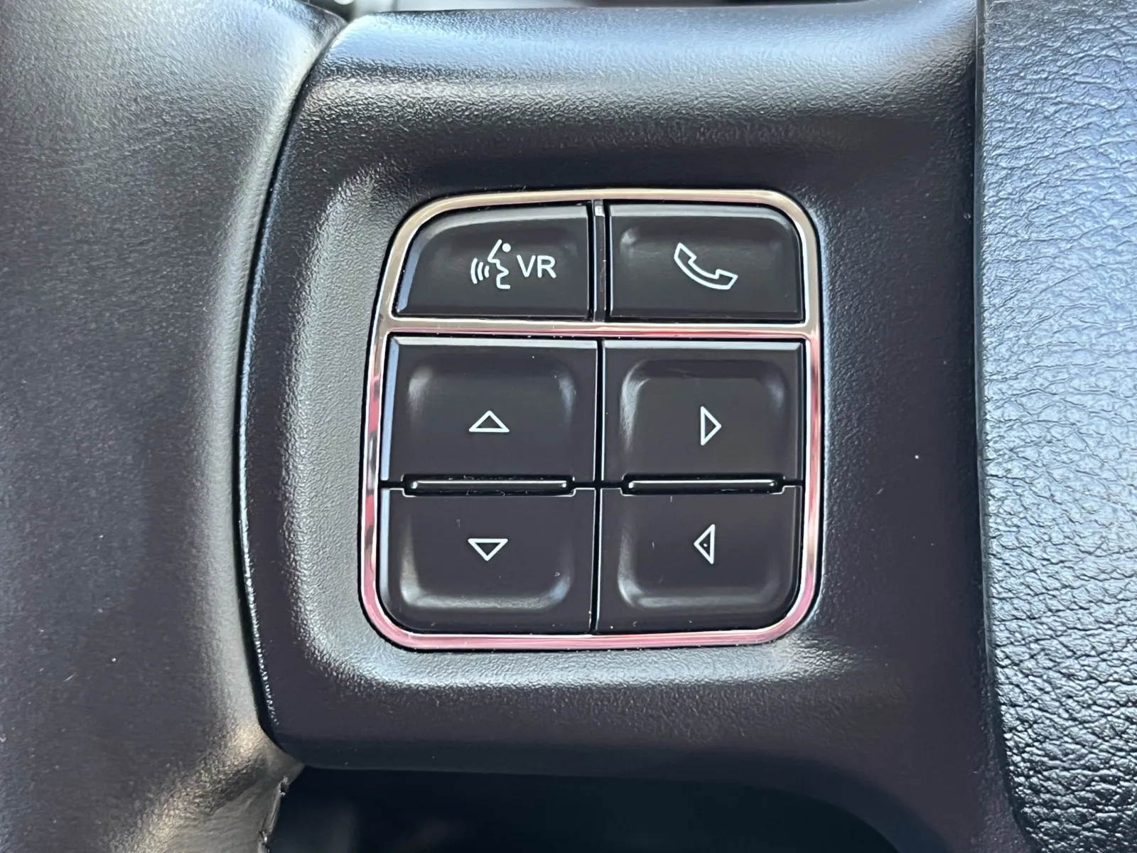 Ram 1500 photo 16