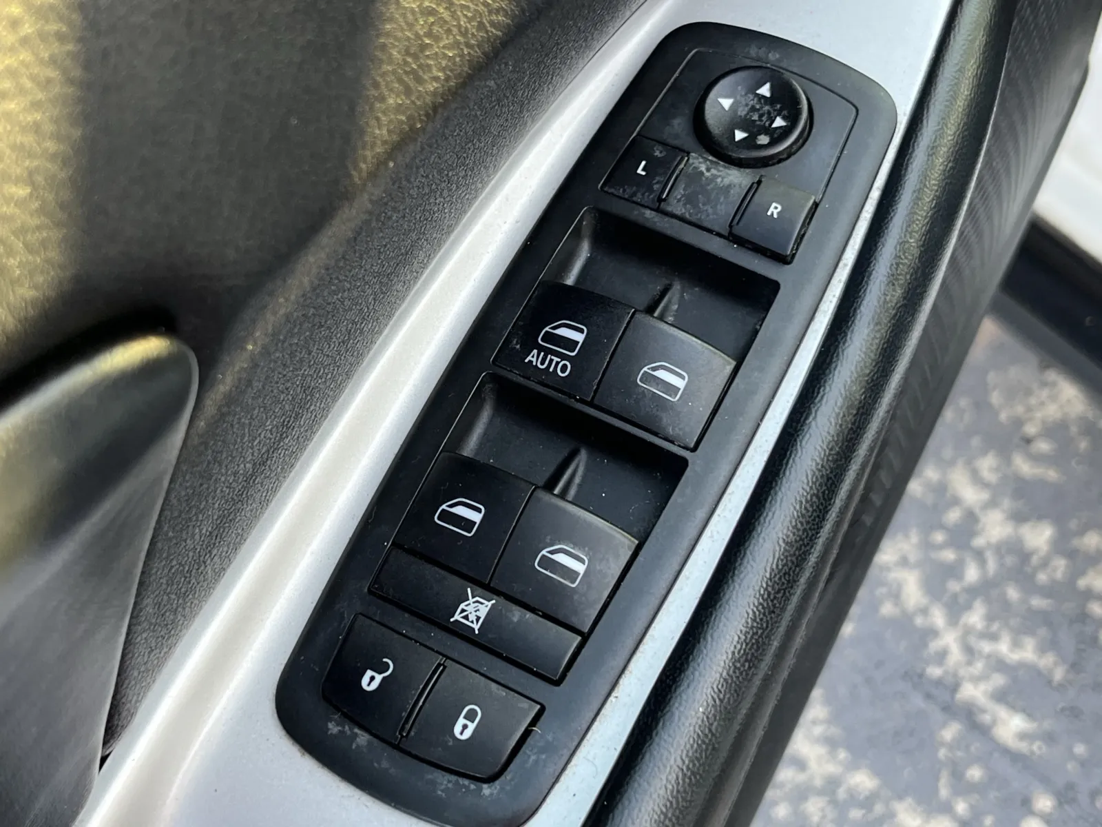 Dodge Journey photo 23