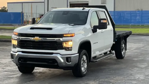 White 2024 CHEVROLET SILVERADO LT for sale in Alvin, TX
