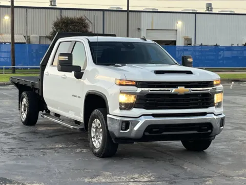 Another view of 2024 CHEVROLET SILVERADO LT for sale in Alvin, TX at Auto Boutique Texas