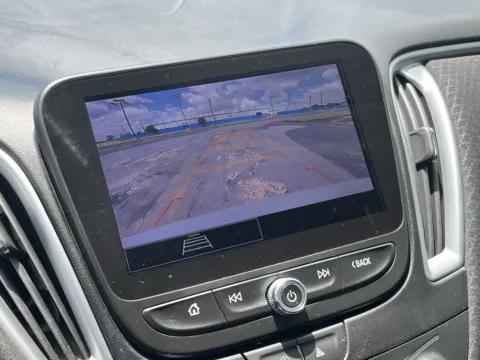 More photos of 2023 Chevrolet Malibu LS at Auto Boutique Texas, TX