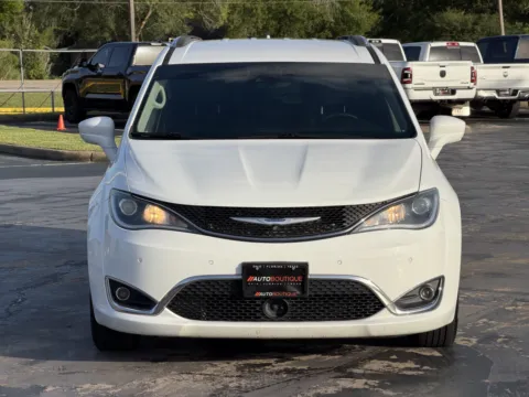 More photos of 2019 Chrysler Pacifica Touring L Plus at Auto Boutique Texas, TX