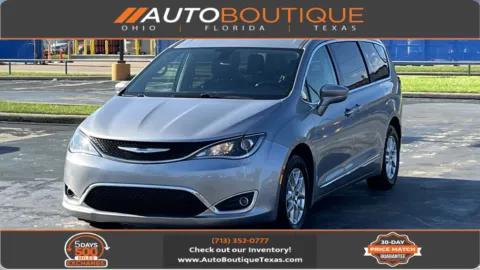 Silver 2020 Chrysler Pacifica Touring L for sale in Alvin, TX