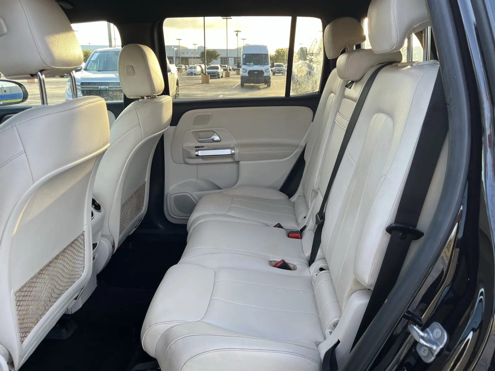 Mercedes-Benz EQB photo 29