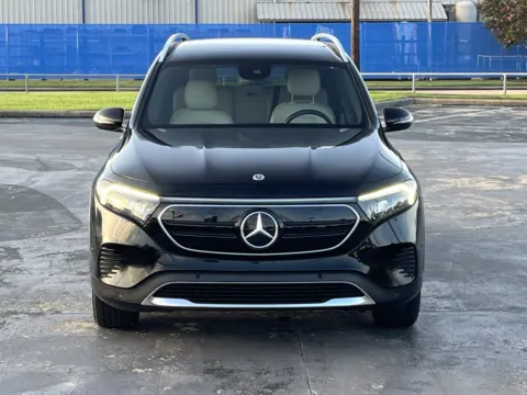 More photos of 2023 Mercedes-Benz EQB 250+ at Auto Boutique Texas, TX