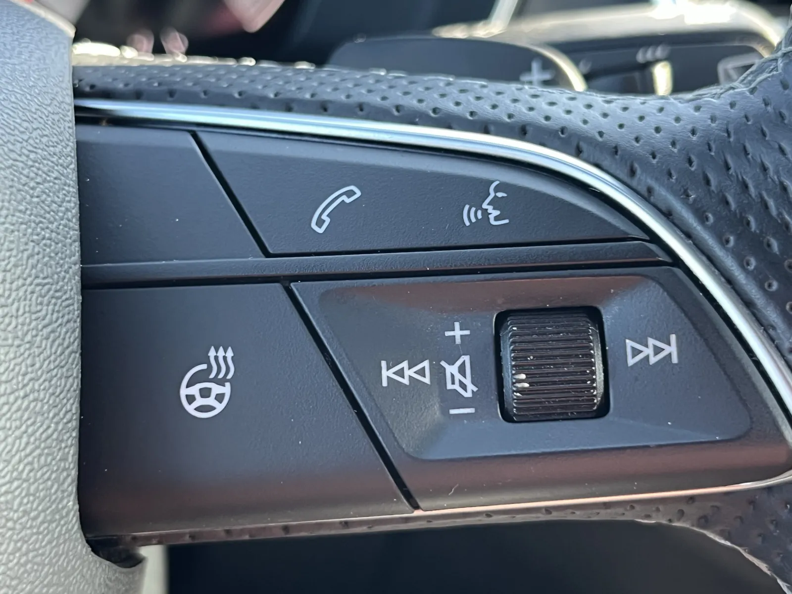 Audi SQ5 photo 23