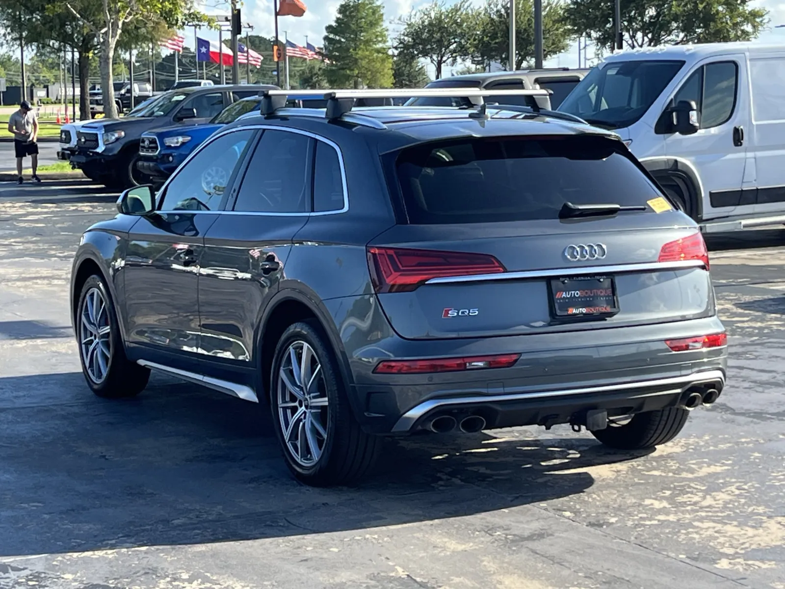Audi SQ5 photo 12
