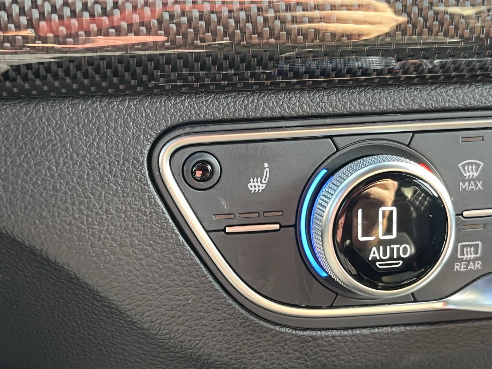 Audi SQ5 photo 8