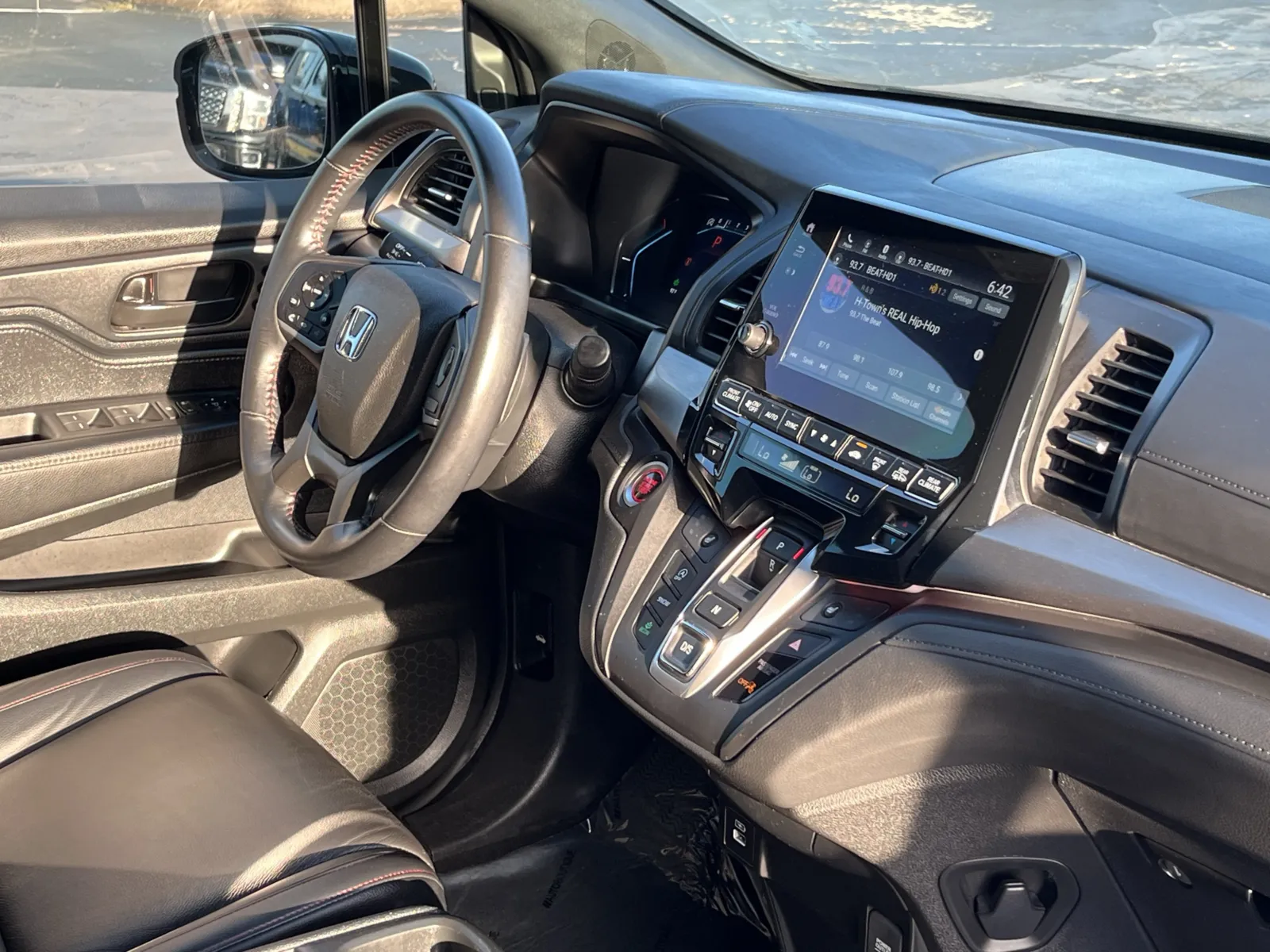 Honda Odyssey photo 17