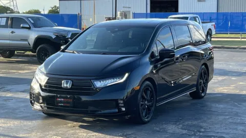 Black 2023 Honda Odyssey Sport for sale in Alvin, TX