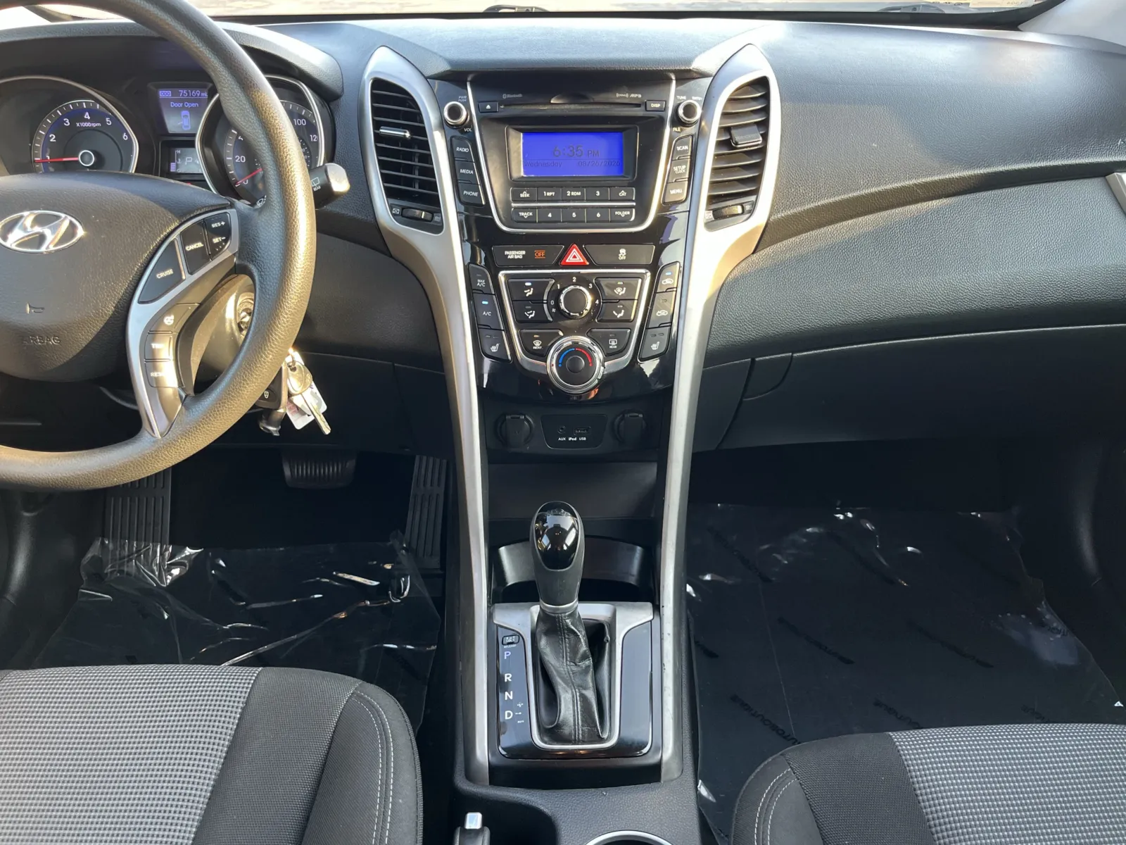 Hyundai Elantra GT photo 22