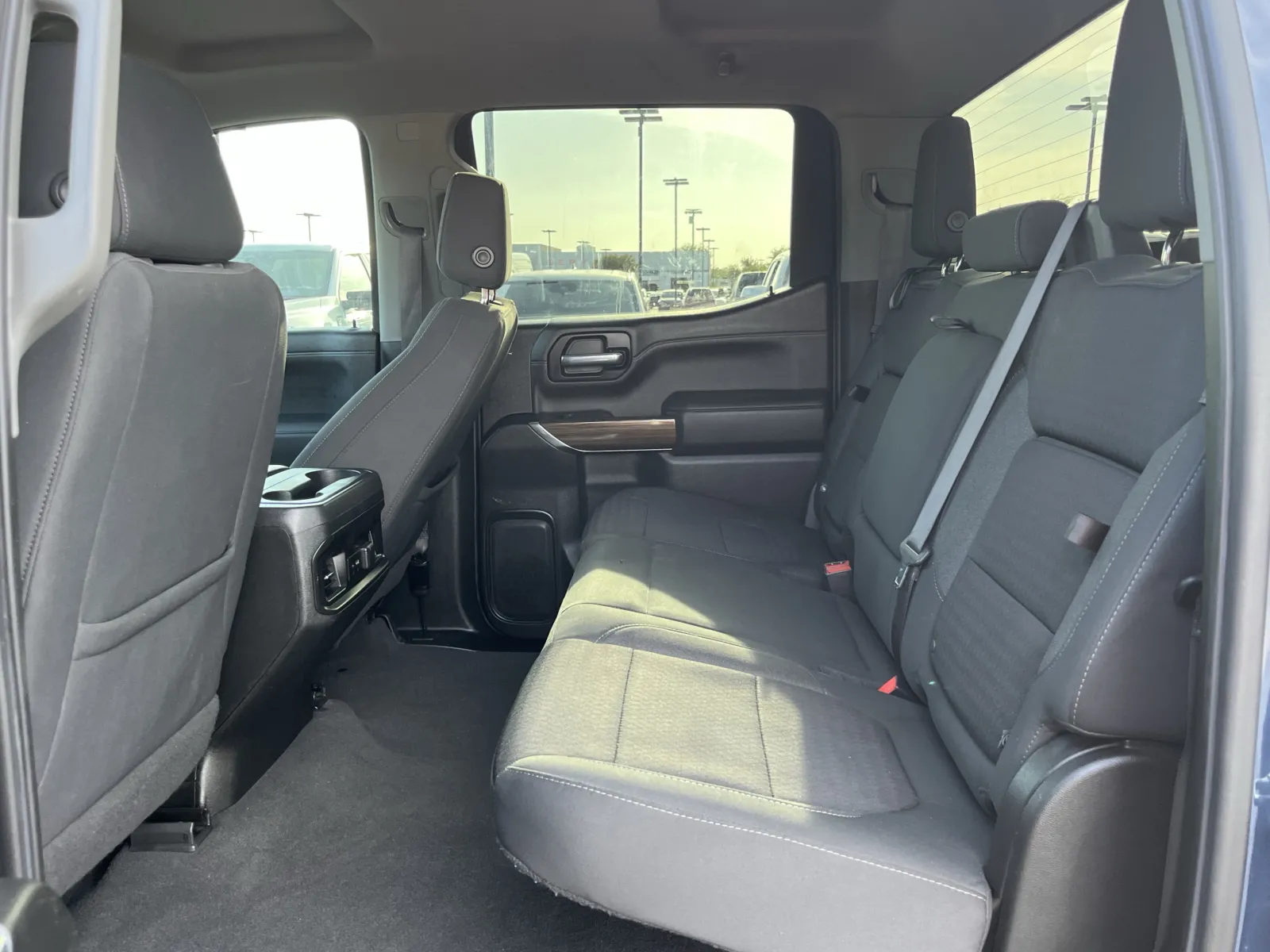 Chevrolet Silverado photo 27
