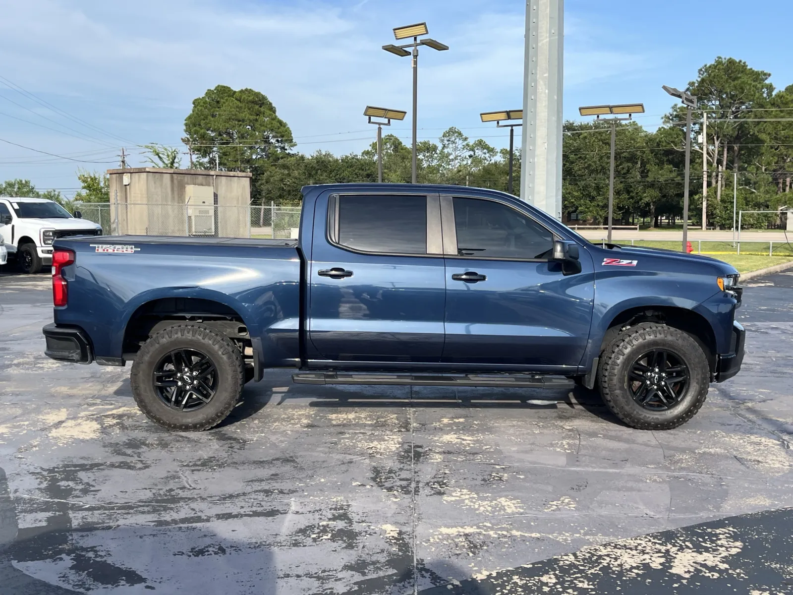 Chevrolet Silverado photo 10