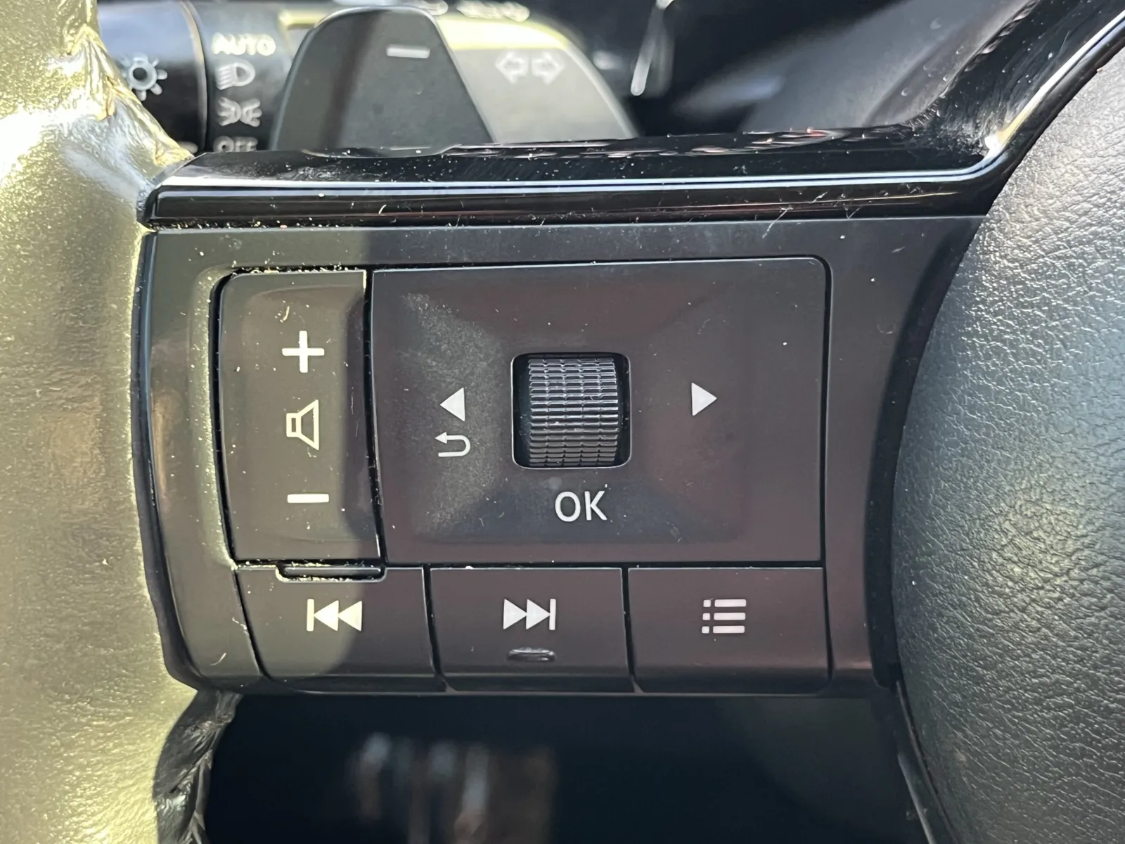 Nissan Pathfinder photo 12