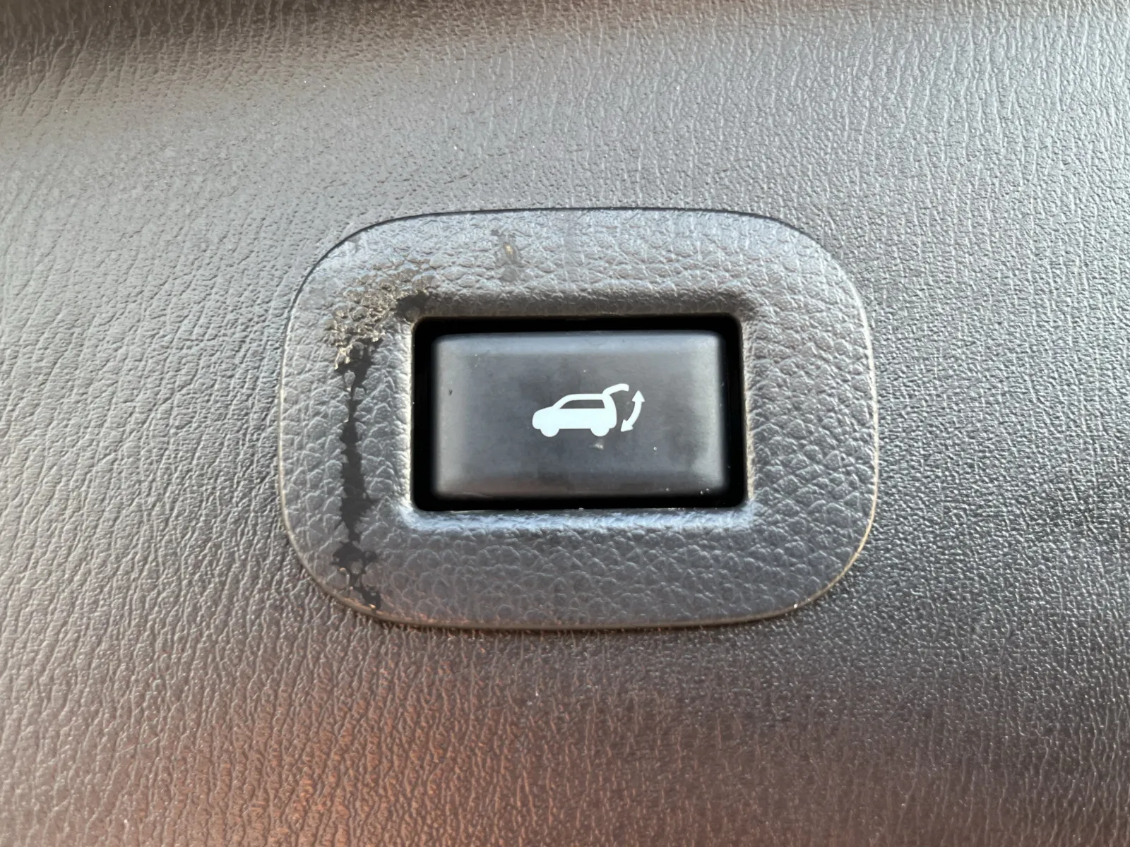 Infiniti QX80 photo 14