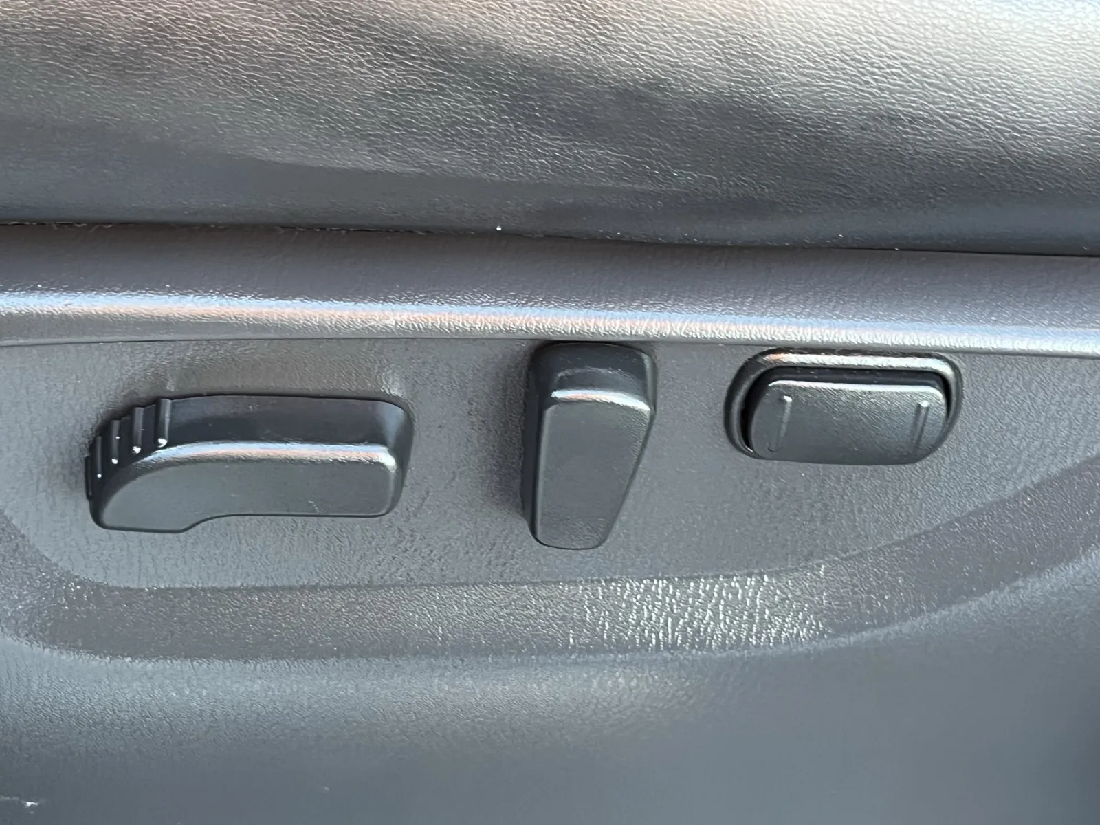 Infiniti QX80 photo 27