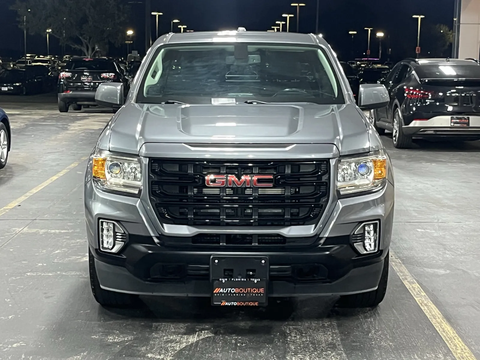GMC Canyon photo 4