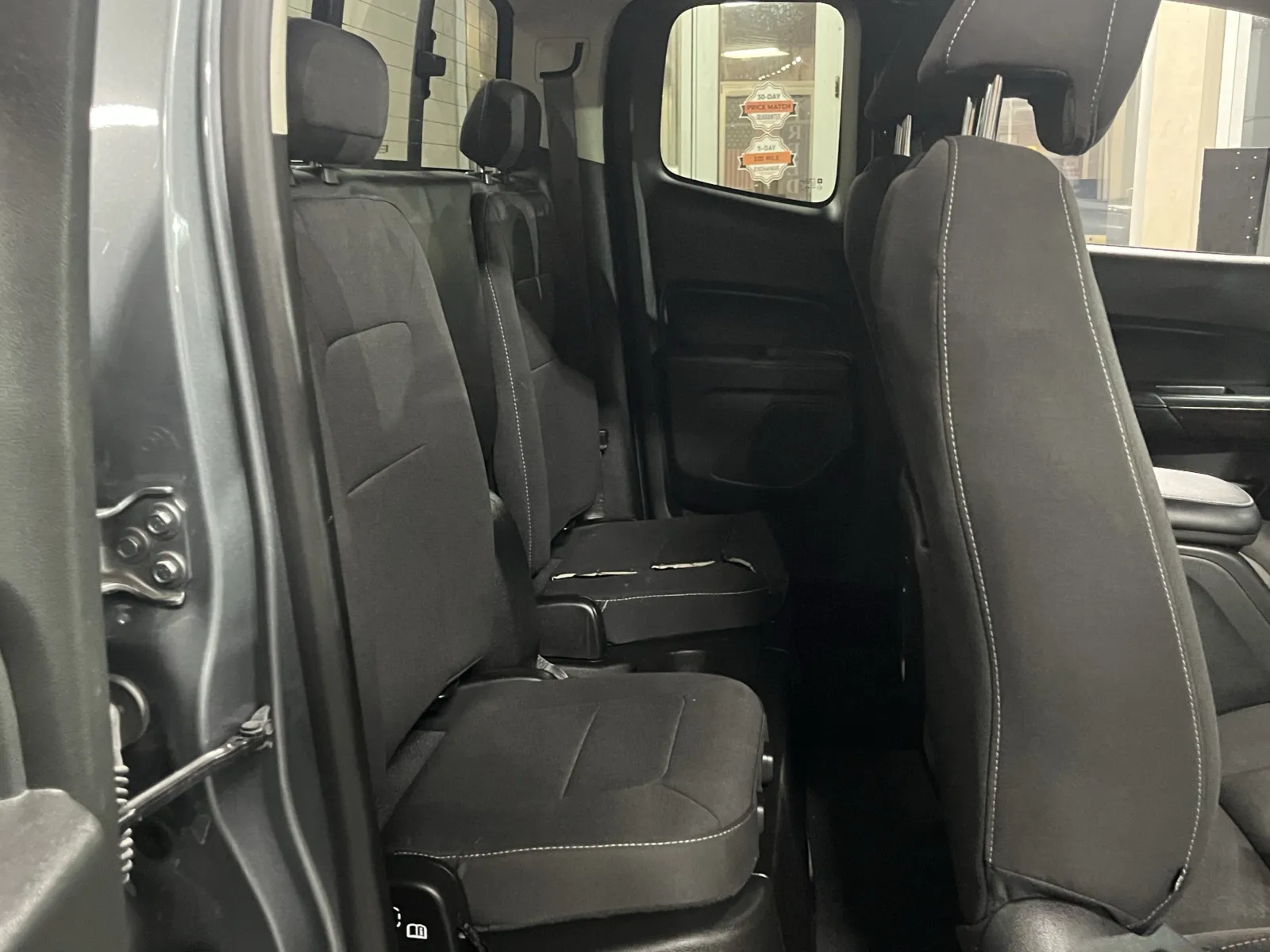 GMC Canyon photo 26