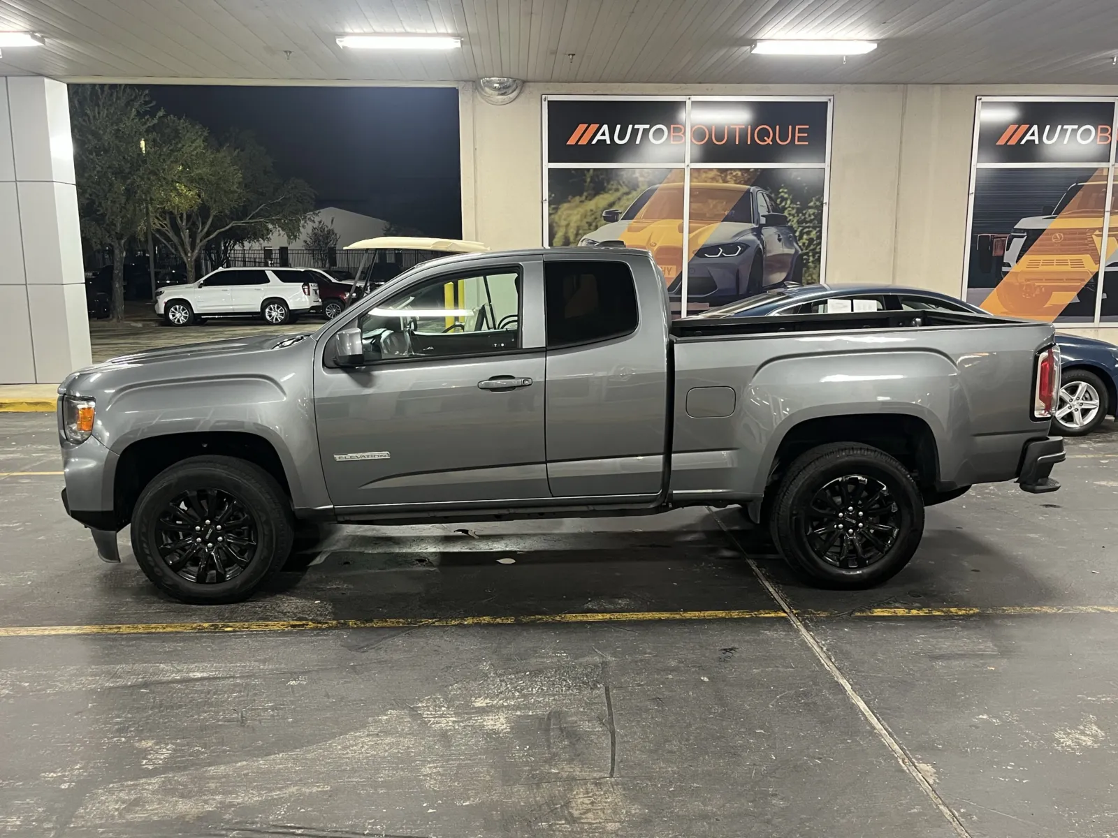 GMC Canyon photo 10