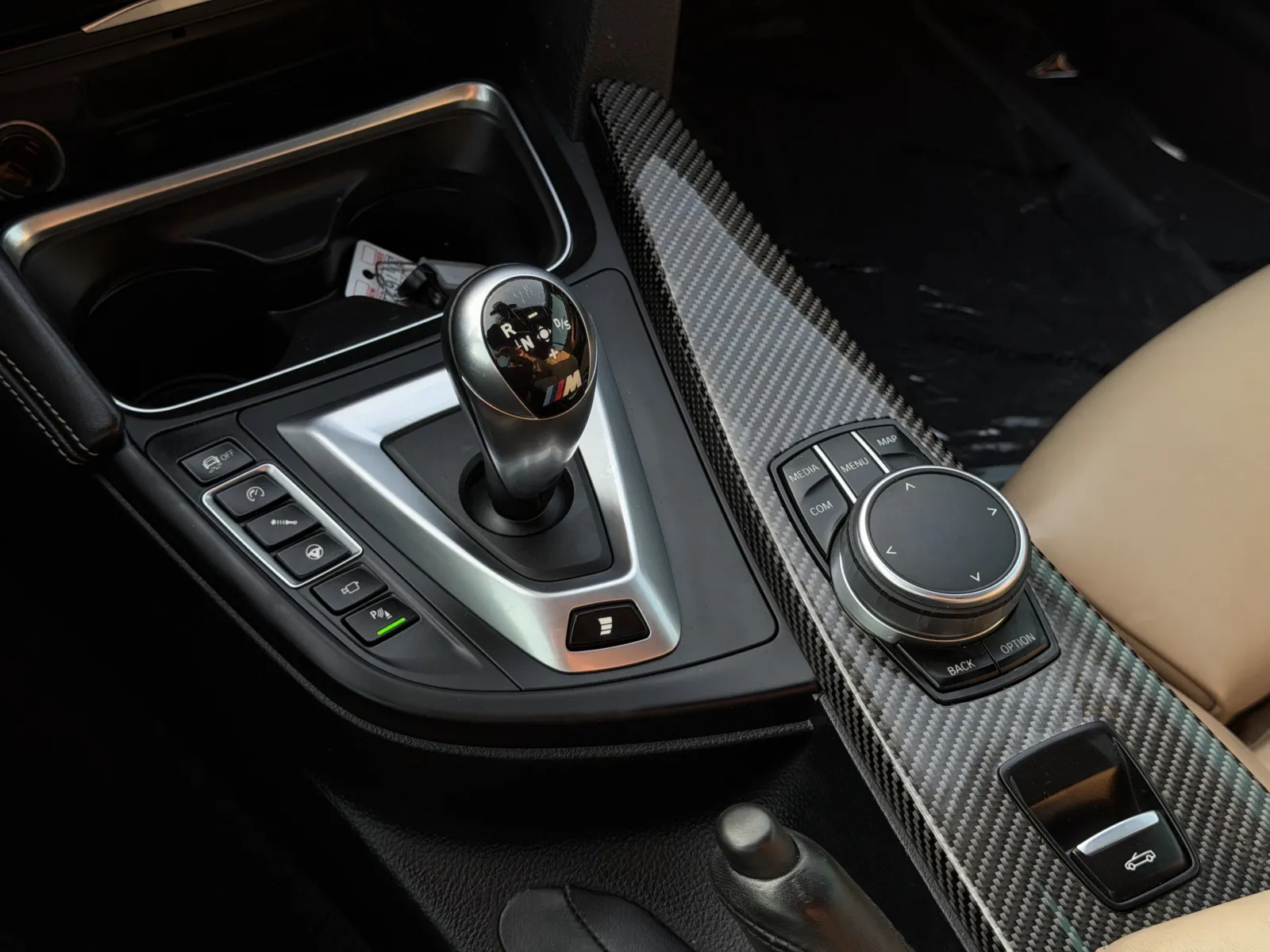 BMW M4 photo 18