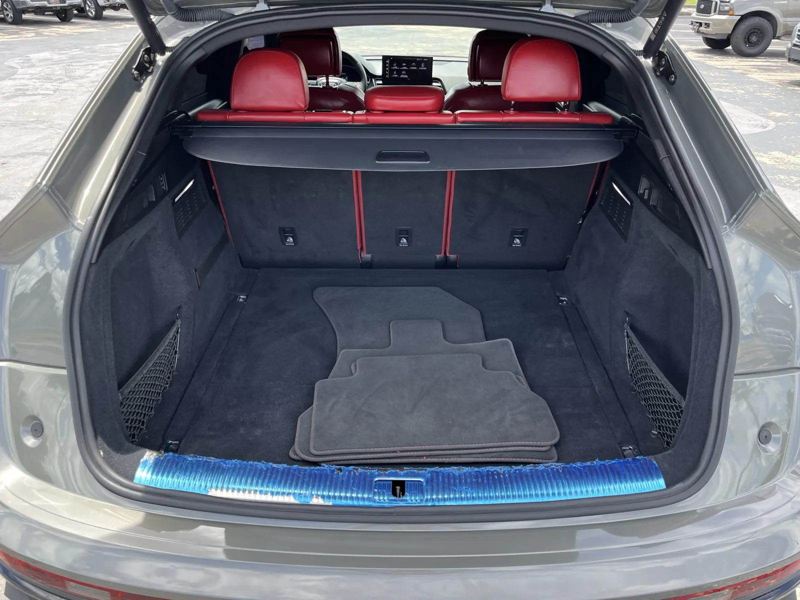Audi SQ5 photo 14