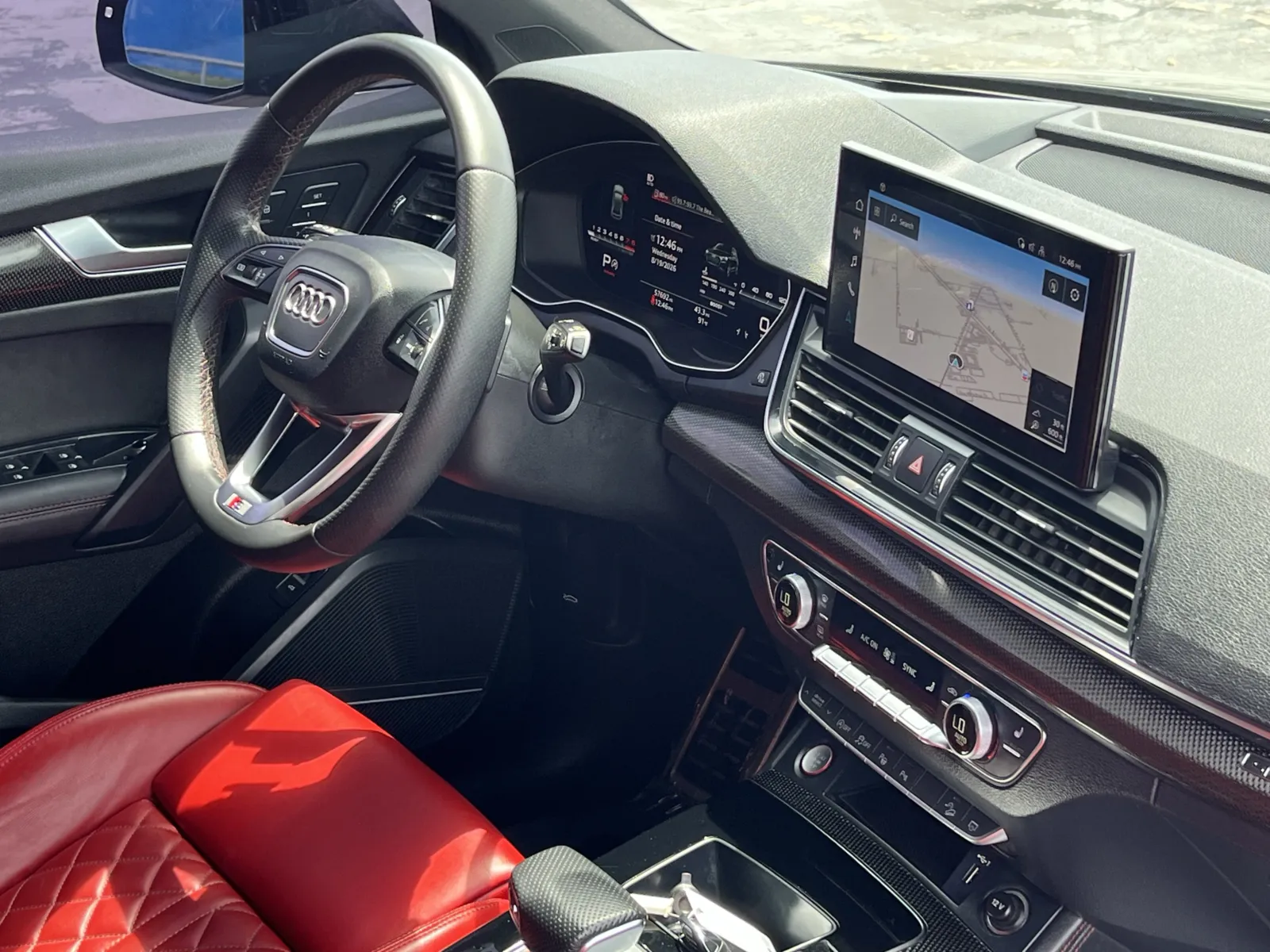 Audi SQ5 photo 18