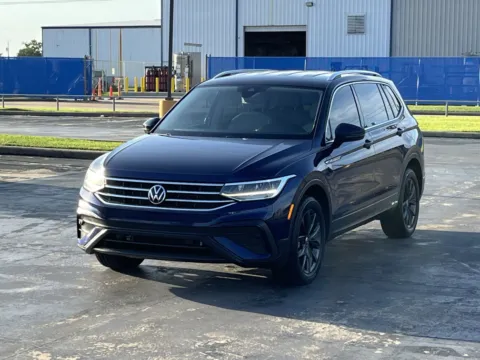 Photos of 2023 Volkswagen Tiguan SE for sale in Alvin, TX at Auto Boutique Texas
