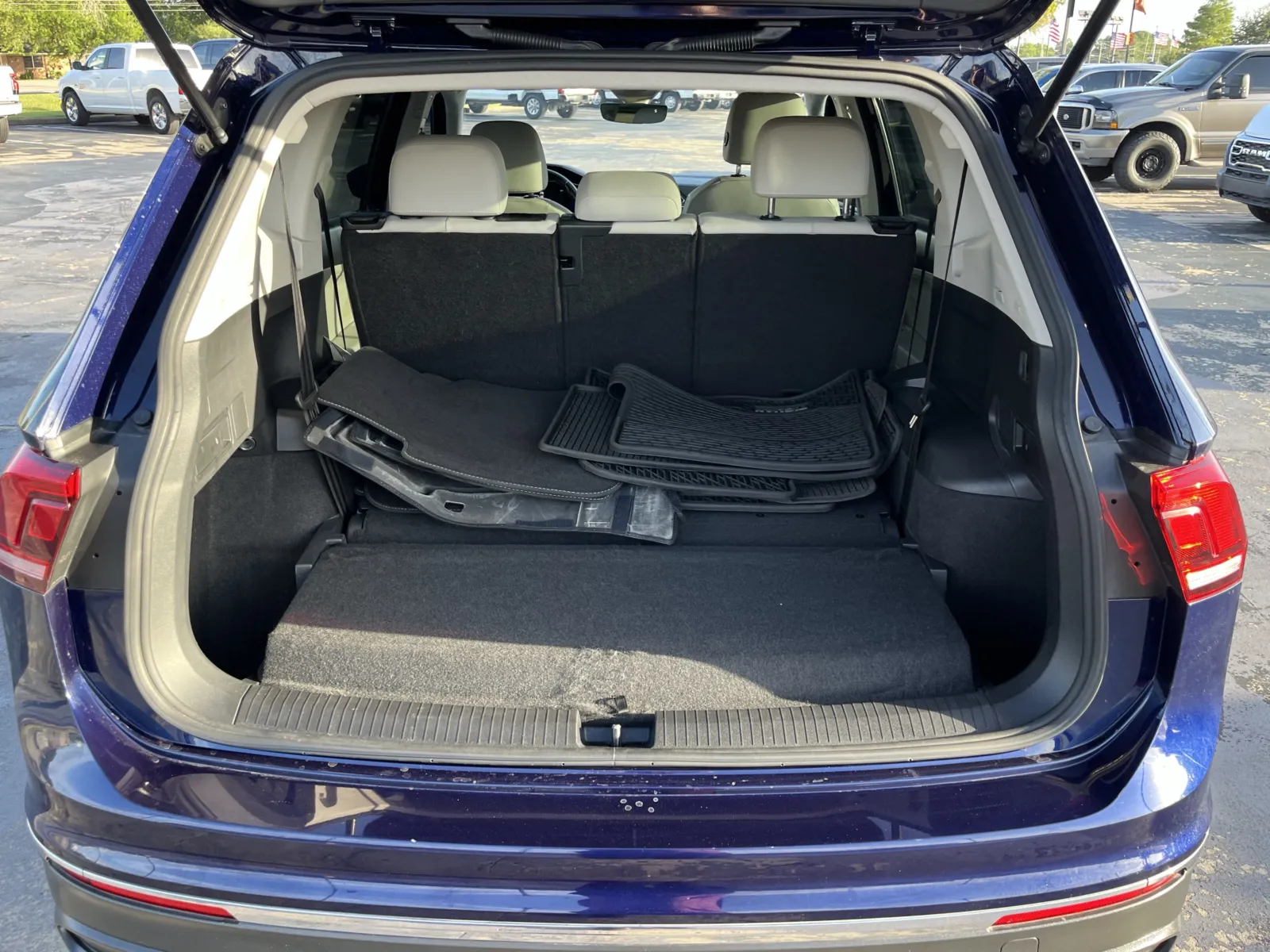 Volkswagen Tiguan photo 13