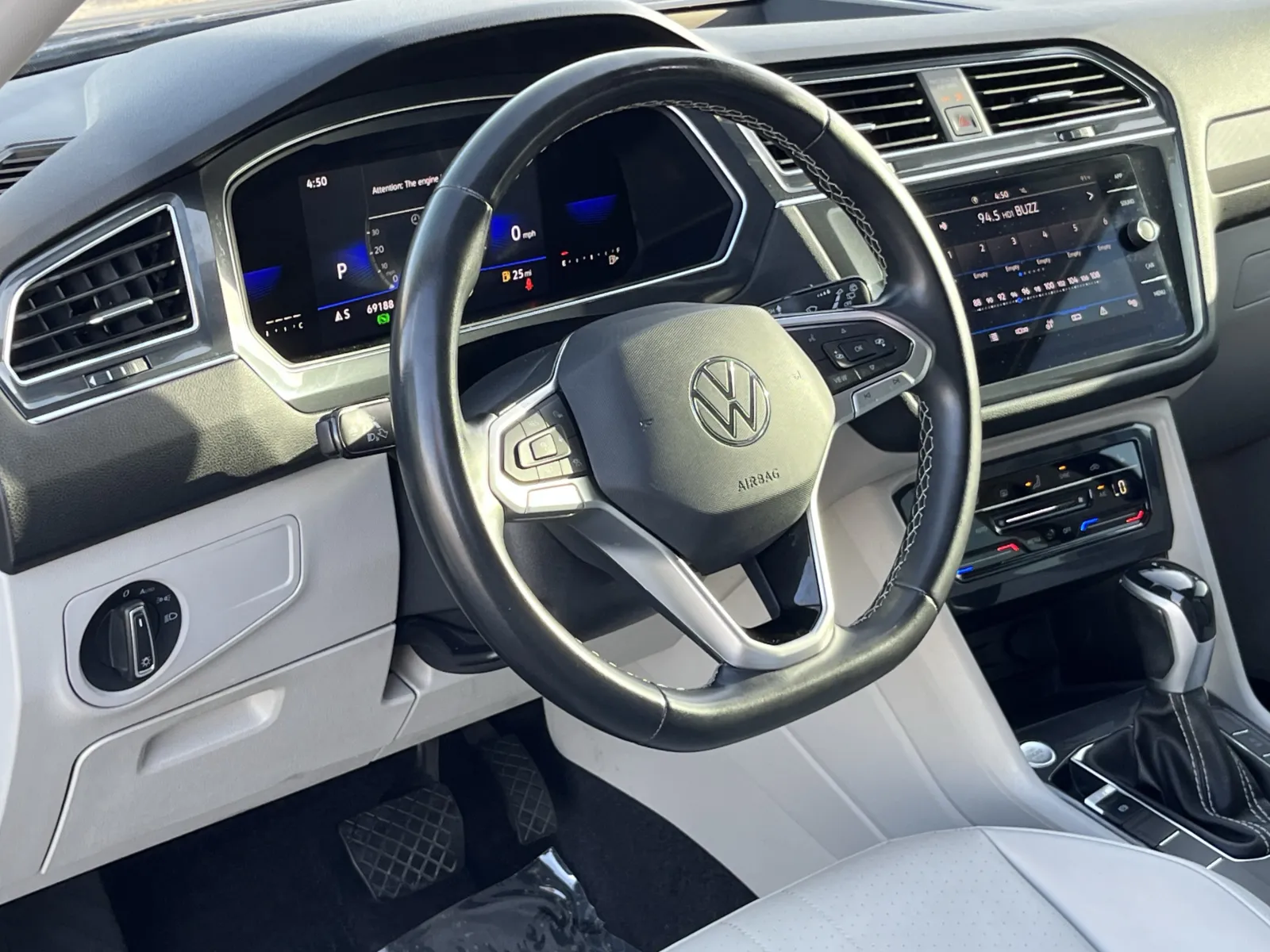 Volkswagen Tiguan photo 15