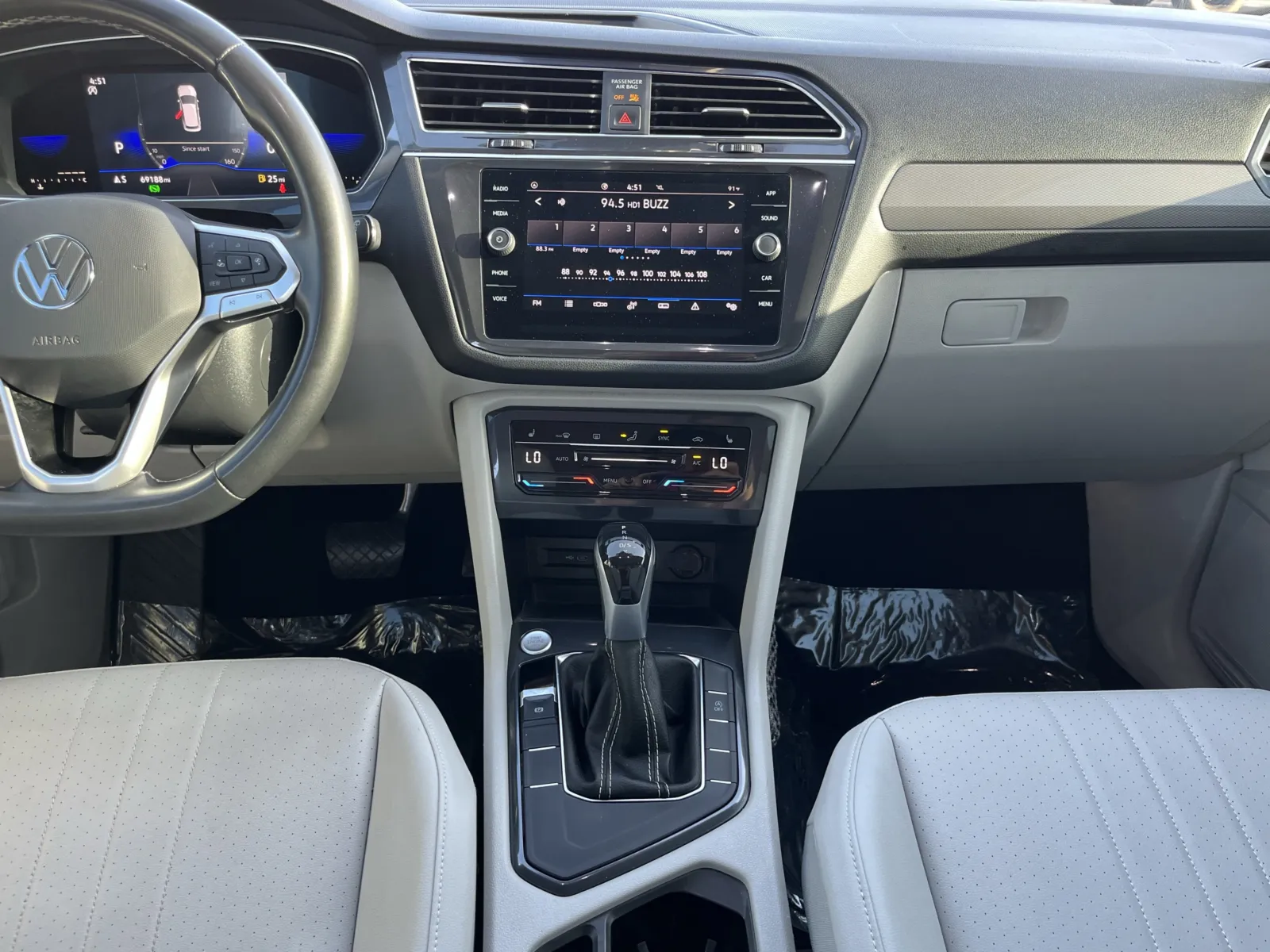 Volkswagen Tiguan photo 24