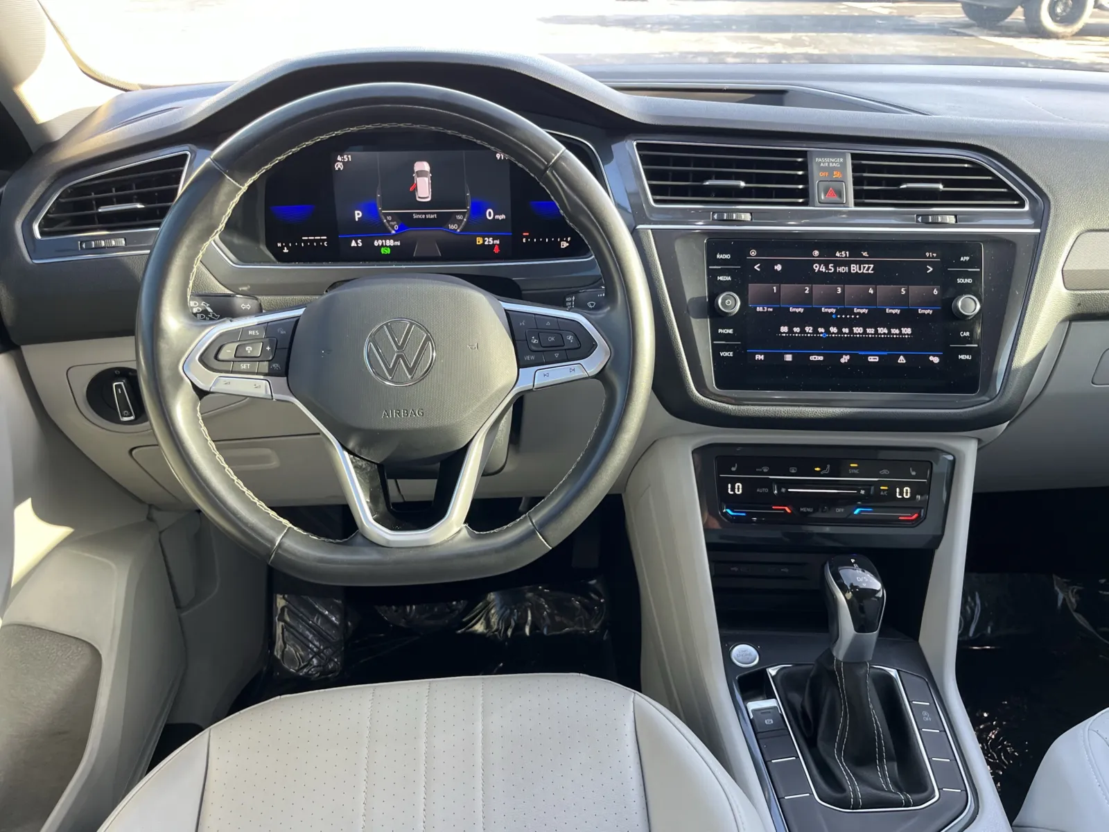 Volkswagen Tiguan photo 17