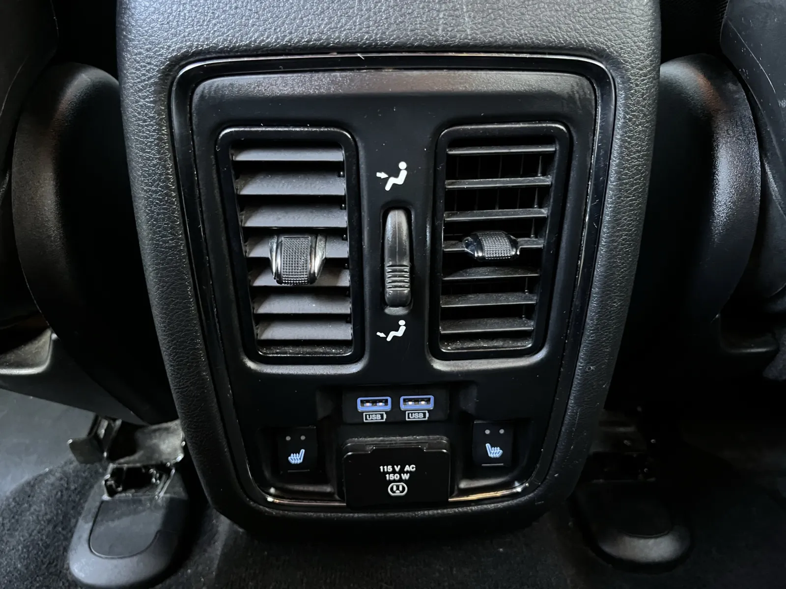Jeep Grand Cherokee photo 26