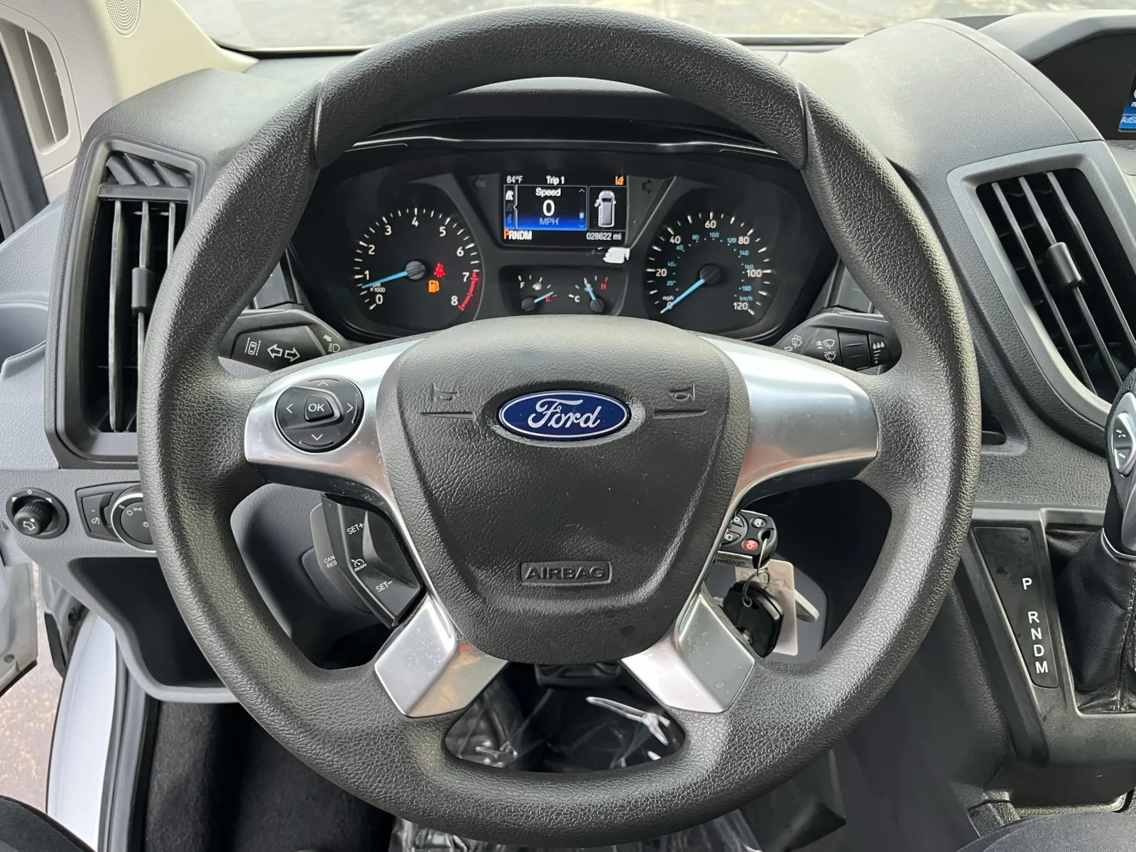 Ford Transit photo 19